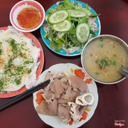 Bánh hỏi lòng heo + cháo lòng