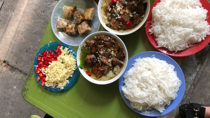 Bún Chả Hàng Quạt