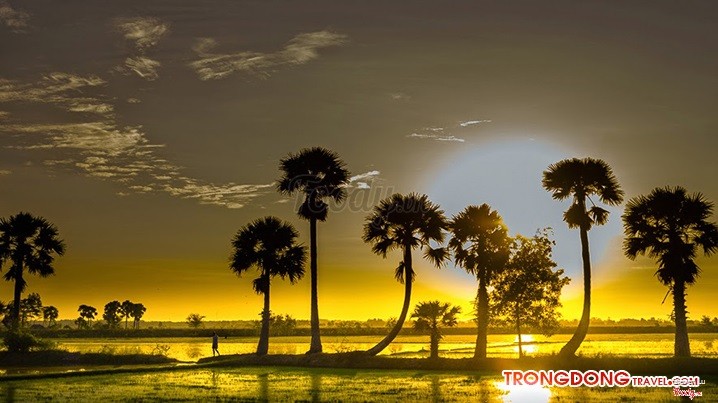 Ngắm hoàng hôn tại khu du lịch cáp treo Núi Cấm An Giang