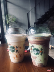 Caramel milktea blended & Choco matcha foam