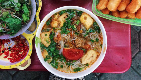 Thưởng - Bún Riêu Cua