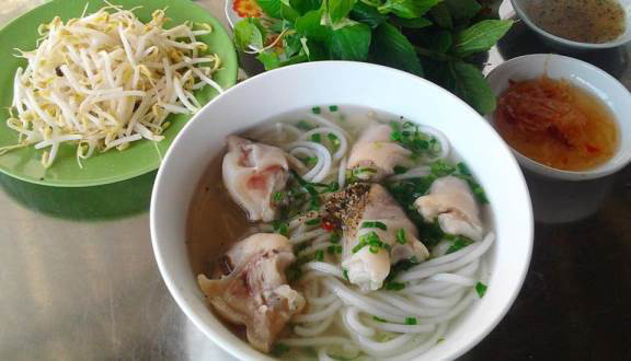 Đặc Sản Bánh Canh Trảng Bàng - Bánh Tráng Phơi Sương