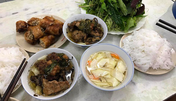 Hoàng Huệ - Bún Chả, Chả Tôm & Bánh Lá