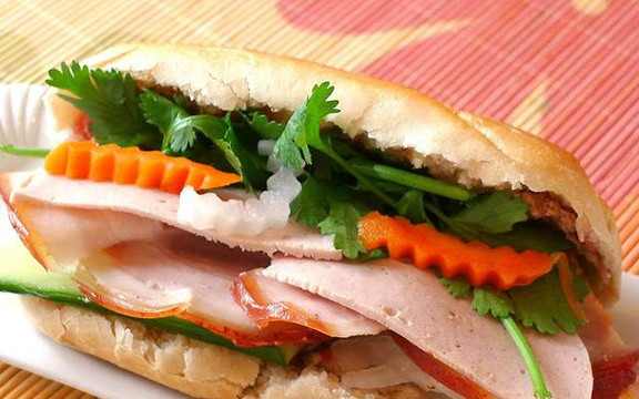 Bánh Mì Hoàng Phát