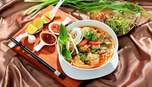 Bún Sườn Bò Bà Mai