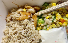 Món mới có nho khô nè. Hí hí