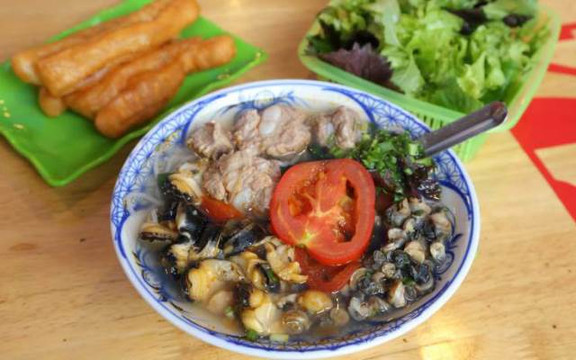 Bún Ốc Sườn Cô Sáu - Duy Tân