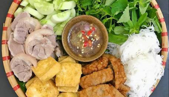 Bún Chả Phố Cổ Phương Linh - Bún Chả & Bún Đậu Mắm Tôm - Phạm Văn Đồng