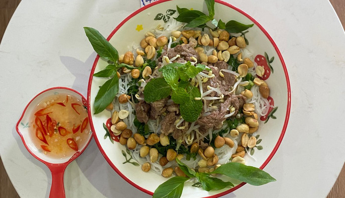 Bếp Nhà Moon - Bún & Phở Cuốn - Nguyễn Văn Thương