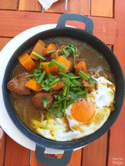 Bò kho ốp la: 30k