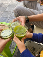 Nước uống ngon, bổ, nguyên chất