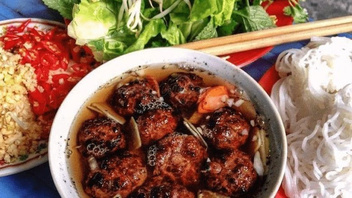 BuchaViNa - Bún Chả Sạch - Nguyễn Văn Cừ