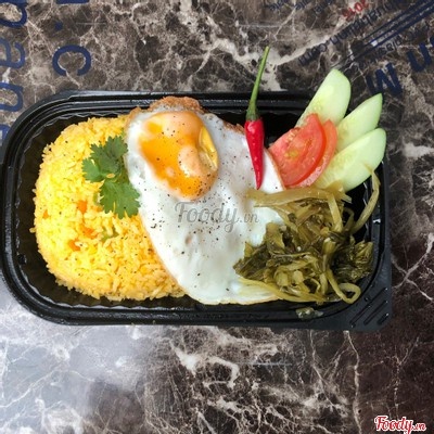 Cơm Chiên Gà Ốp La