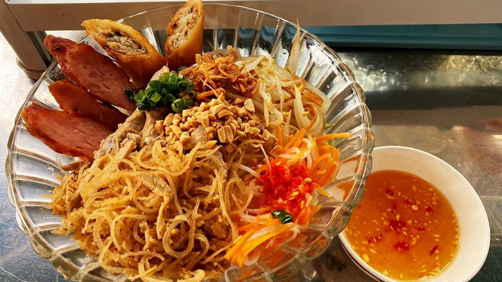 Bún Thịt Xào, Bì Cuốn & Trà Tắc - Nhi Mập