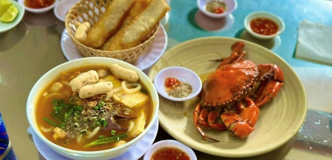 Bánh Canh Cua Cô Mười Chợ Lớn - An Dương Vương