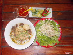 mì bò trứng