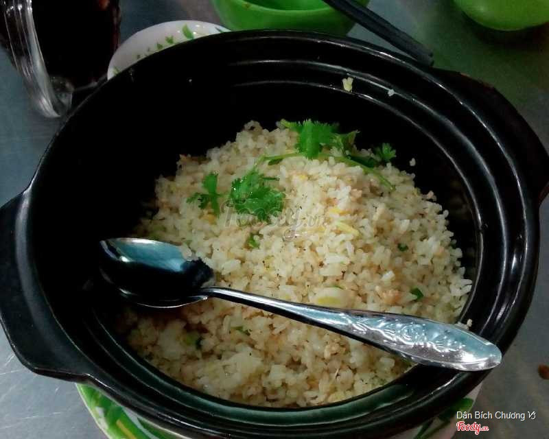 cơm chiên cá mặn