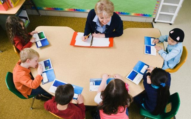 Mầm Non Hoa Sứ - Trần Khắc Chân