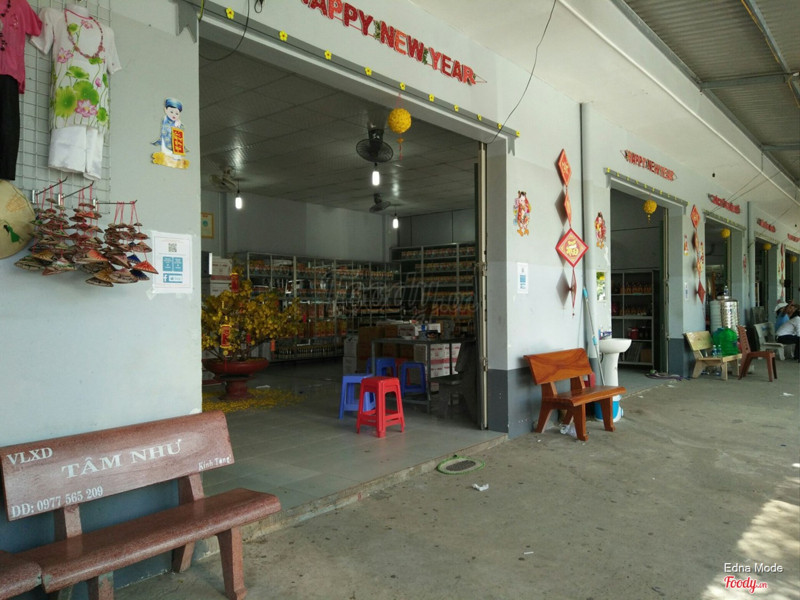 Nhà trưng bày bán đồ