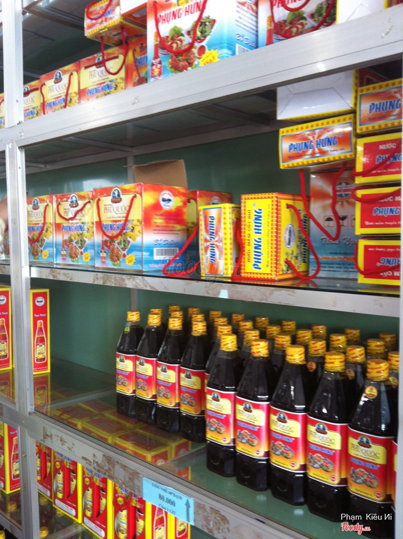 Nước mắm được đóng gói kỹ càng