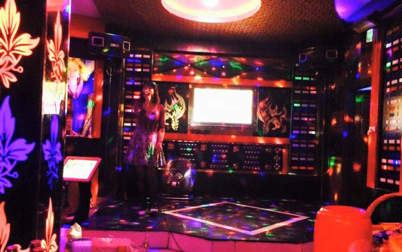 Vườn Hồng Karaoke