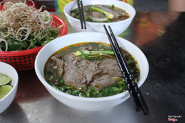 Bún bò Huế