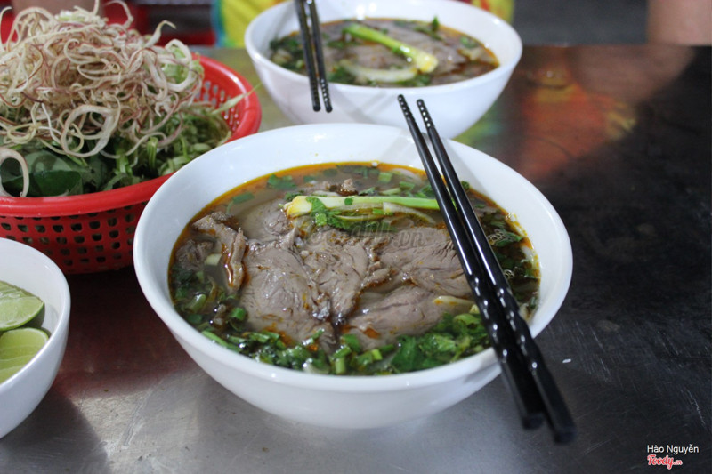 Bún bò Huế