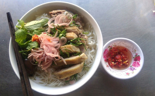 Bún Vịt Nấu Tiêu 