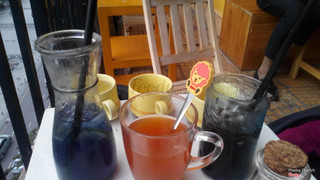 Soda việt quất, trà vải, cafe