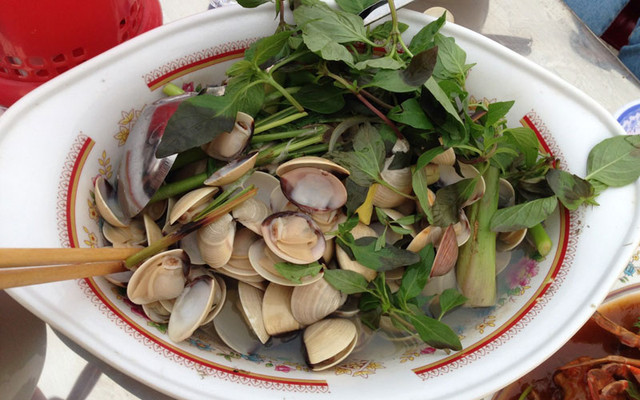 Tuấn Tú - Hải Sản Bình Dân