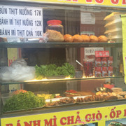 Tu banh mi trong rat hap dan