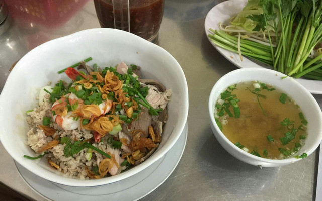 Hủ Tiếu Bình Dân