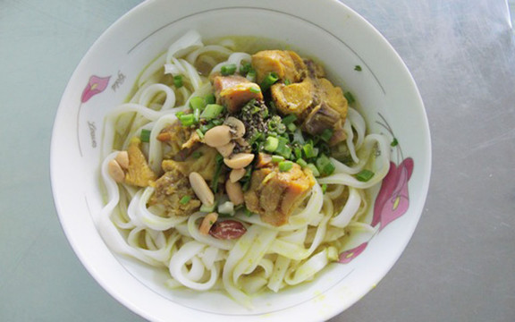 Diễm Thúy - Bún & Mì Quảng