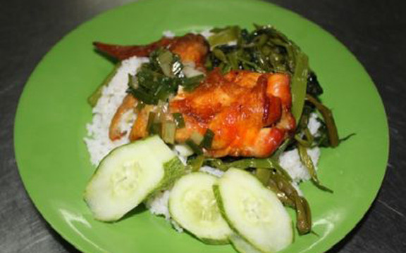 Quán Cơm 12