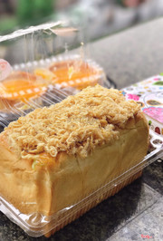 150k / bánh mì ba nhân : lá nếp, phô mai, kim sa