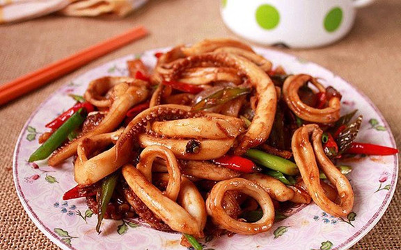 Quỳnh - Nhậu Bình Dân