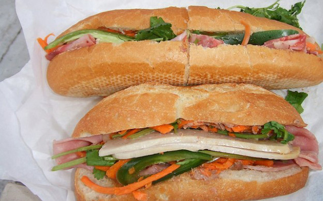 Bánh Mì Thịt Nguội & Xíu Mại