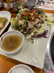 Panchan ăn kèm thịt bò