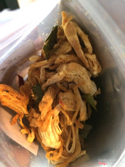 Khô gà lá chanh