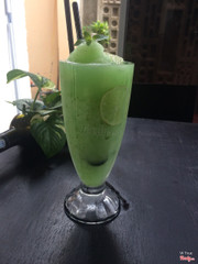 Chanh tuyết đầy ụ