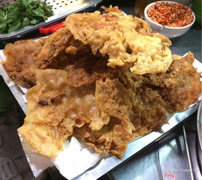 Bánh tôm mới chiên luôn