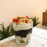 Greek Yogurt Nep Cam 