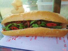 bánh mì thêm ớt ngon bá cháy nếu bạn ăn được cay