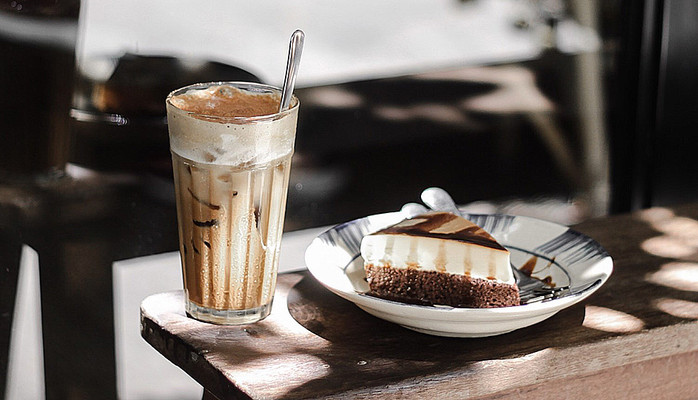 Rosso Coffee - Đường Số 3