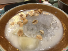 Chè chuối nóng