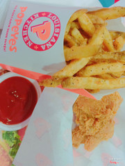 Gà miếng 37k - Khoai tây 35k