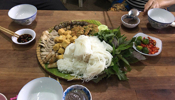 Bún Đậu Tom Tom