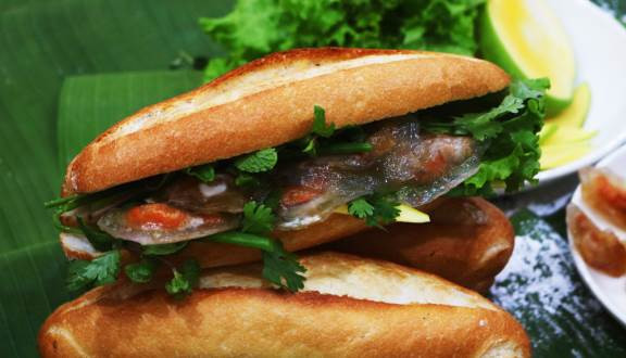 Bánh Mì Bột Lọc Dimori - Huỳnh Thúc Kháng