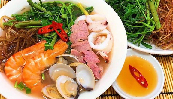 Cô Thúy - Bún Thái Hải Sản & Phở