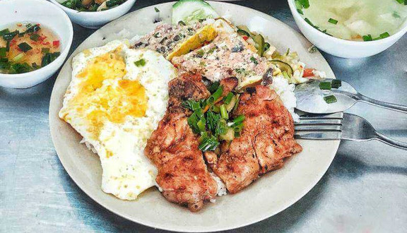 Cô Chín - Cơm Tấm - Nguyễn Kiệm